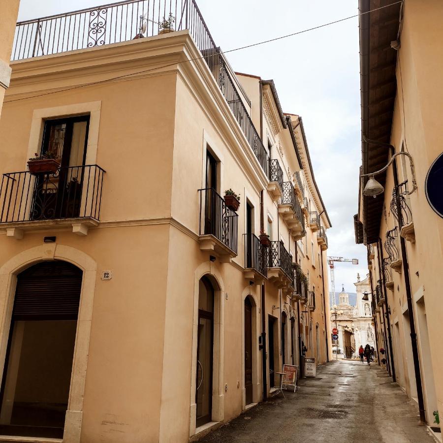 ל'אקווילה La Terrazza Del Quarto מראה חיצוני תמונה