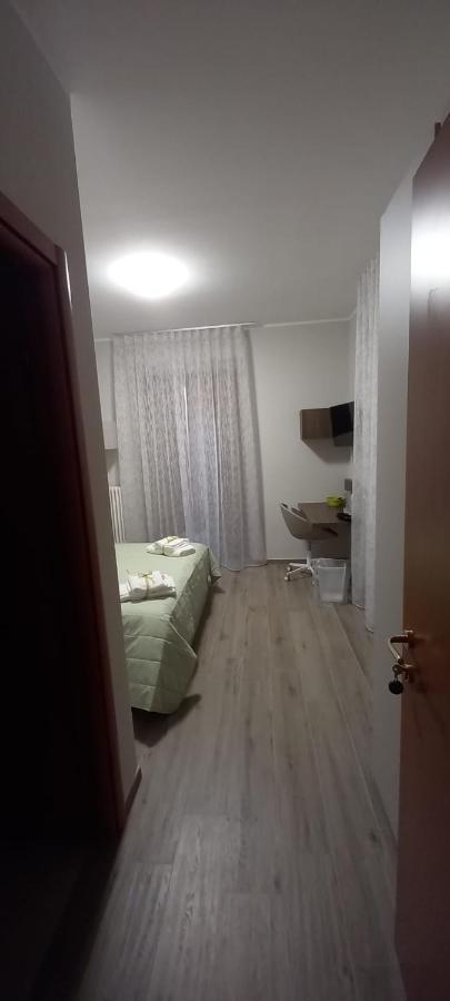 ל'אקווילה La Terrazza Del Quarto מראה חיצוני תמונה