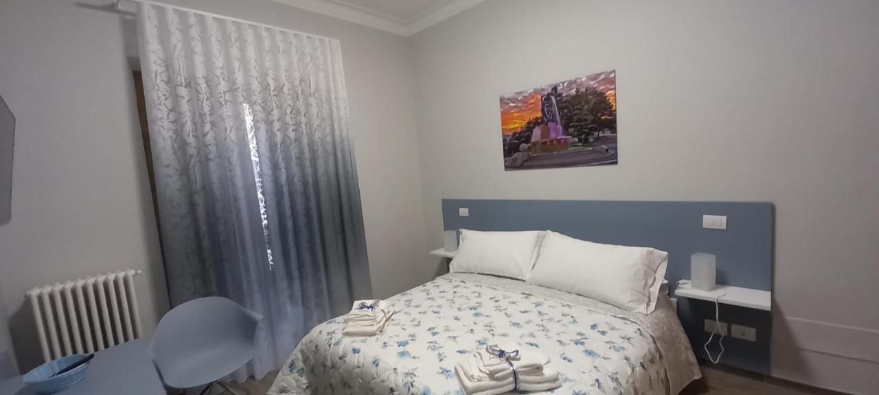 ל'אקווילה La Terrazza Del Quarto מראה חיצוני תמונה